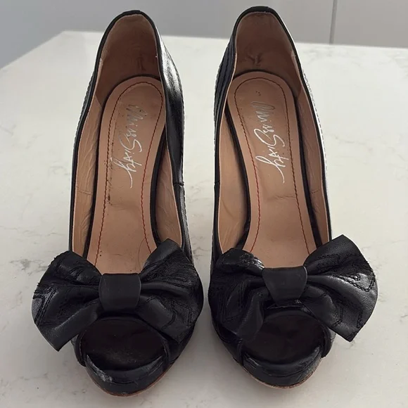 Open toe Heels - Picture 2 of 5